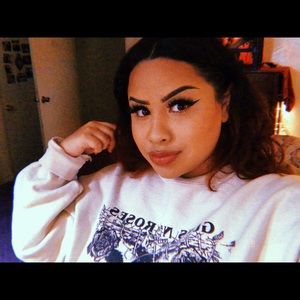 Meet your Posher, Linasey
